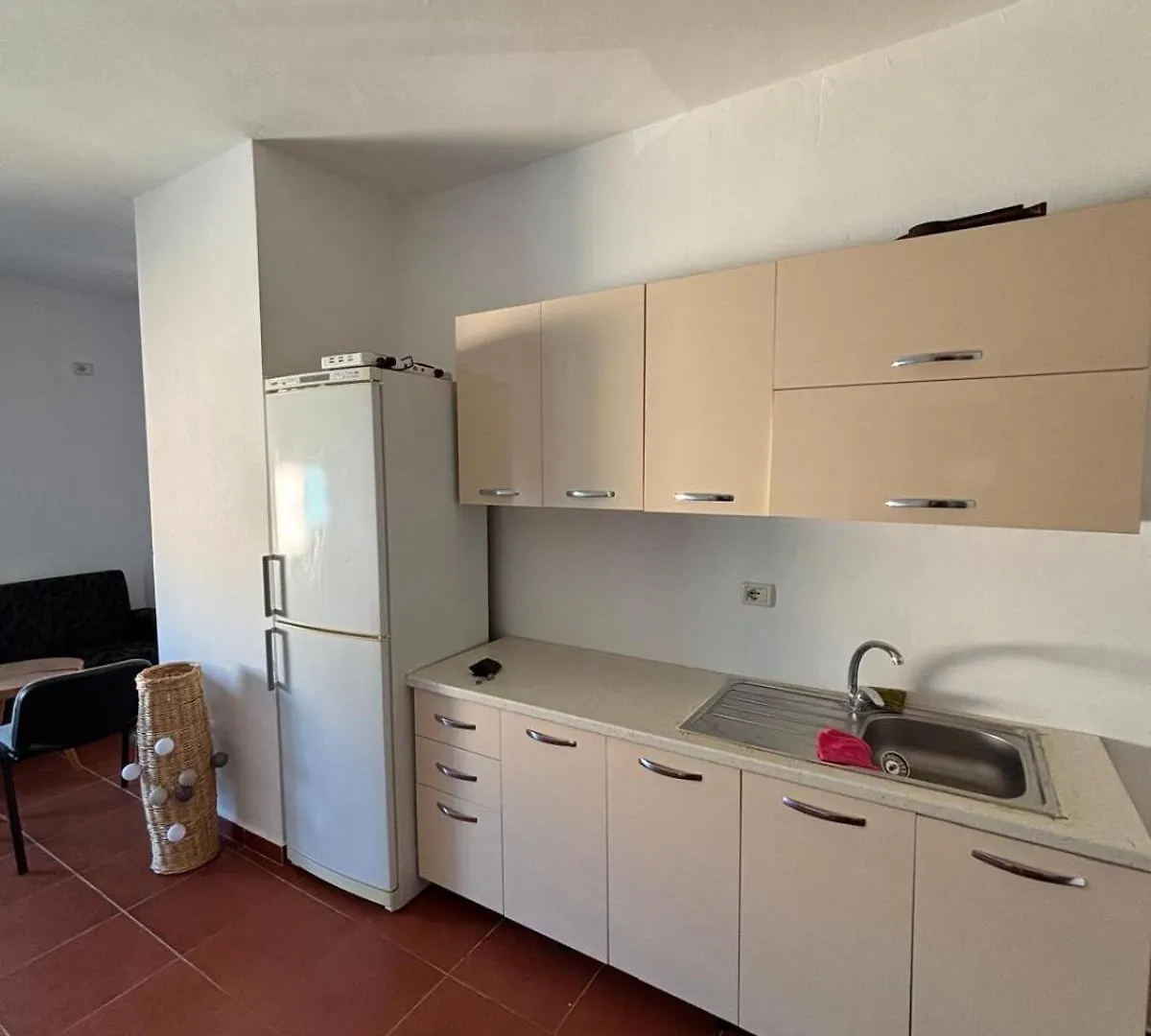 Freaky Friends Apartments Durrës